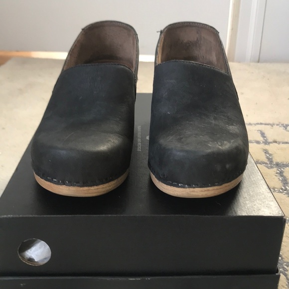 Dansko Shoes - Dansko clogs.